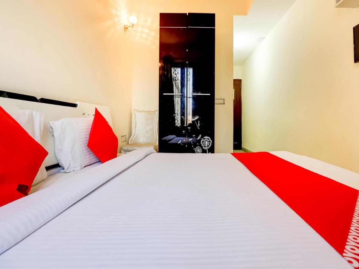 Hotel Oyo Del2885 Livia Residency